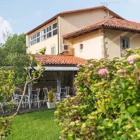 艾尔巴布酒店 2* 卡拉维亚