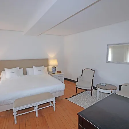 El Babu Hotel Caravia
